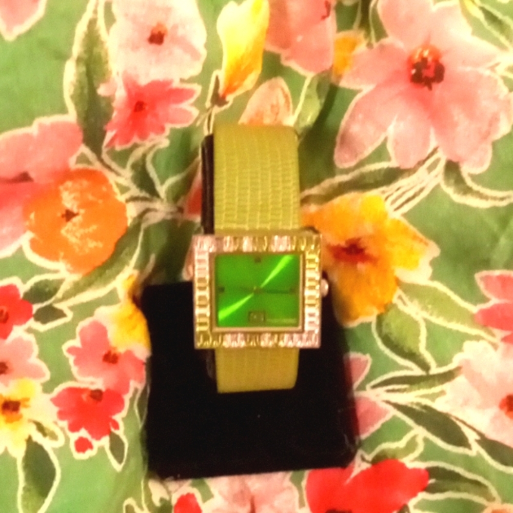 Marc Ecko Women's Watch 00-829-1972 Green Snakeskin Band